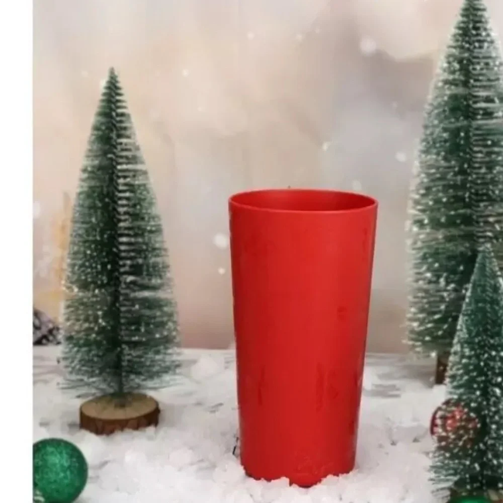 Set of 12 Red Christmas Plastic Tumbler Drinking Cup Festive Holiday Design NEW